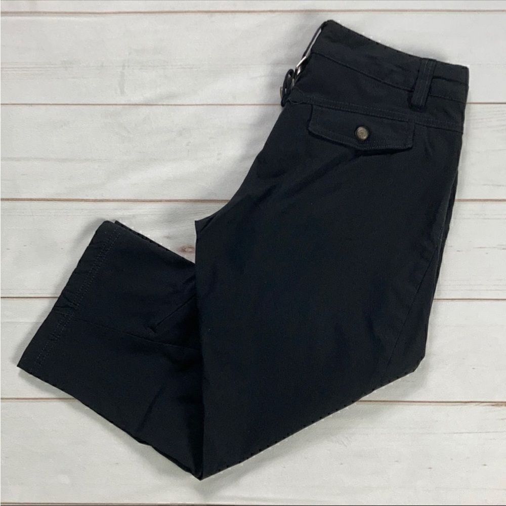Athleta Ecru Dipper Capri Pants